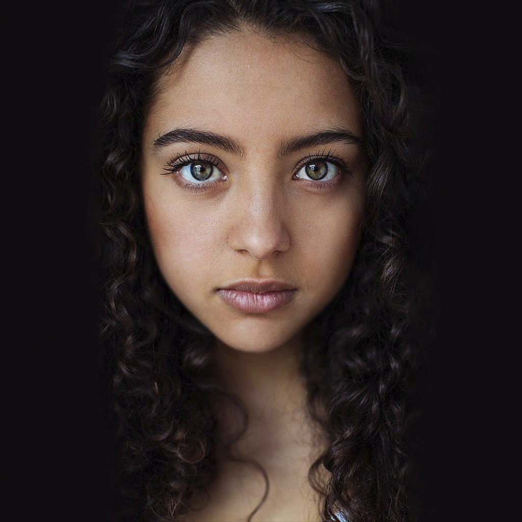A Stunning Girl Before Photo Retouch Service