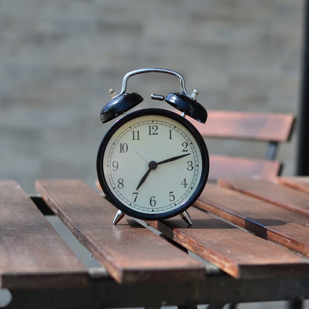 A Clock Before Clipping Path Services for Small Business Owners