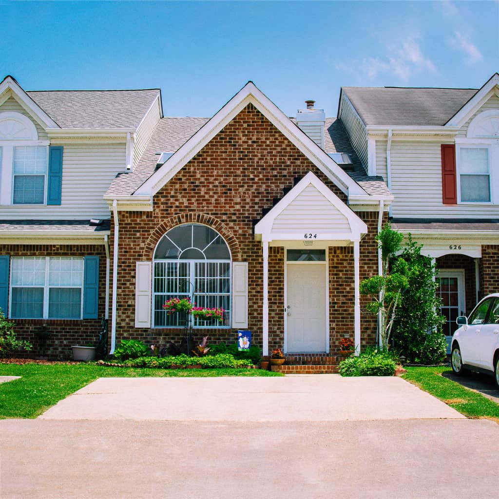 After Real Estate Dust and Garbage Edit Services