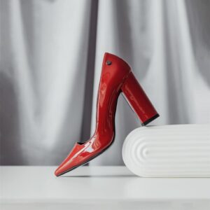 Before High-End Product Photo Retouching Services