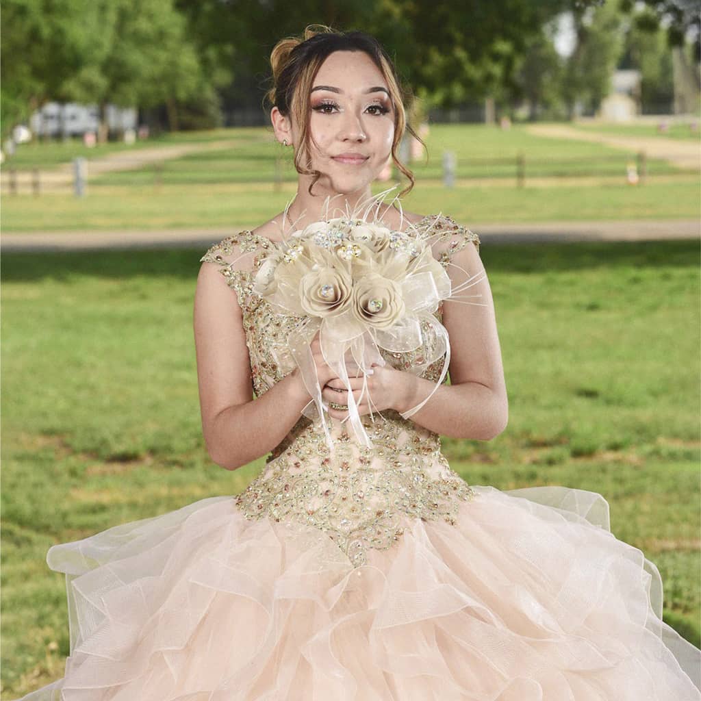 Before High-End Wedding Photo Retouching Services