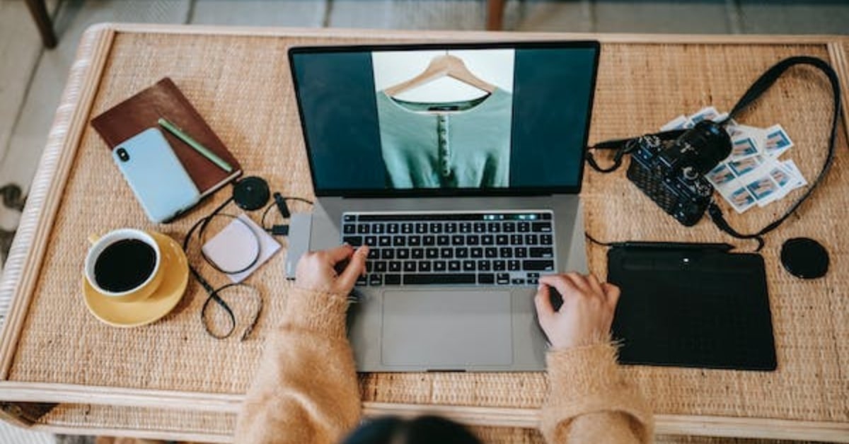 How to Make Money with Photo Retouching?