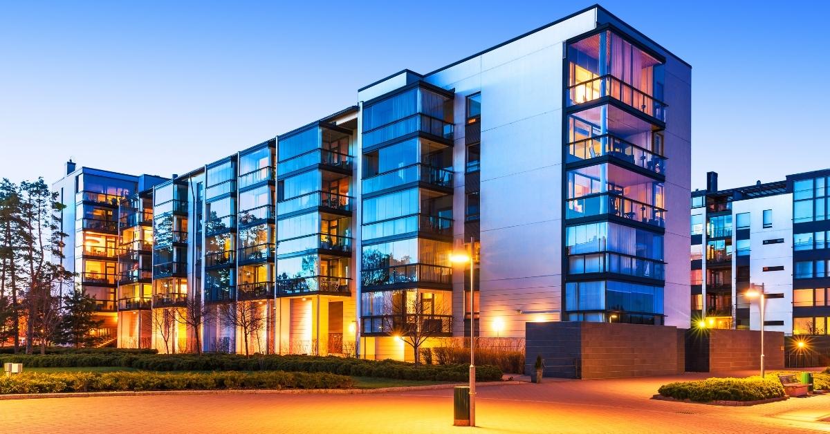 Real Estate Retoucher
