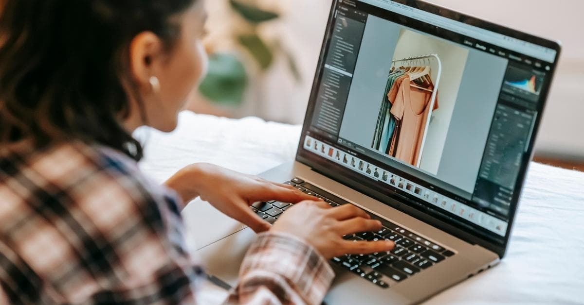 Retouching Images Online