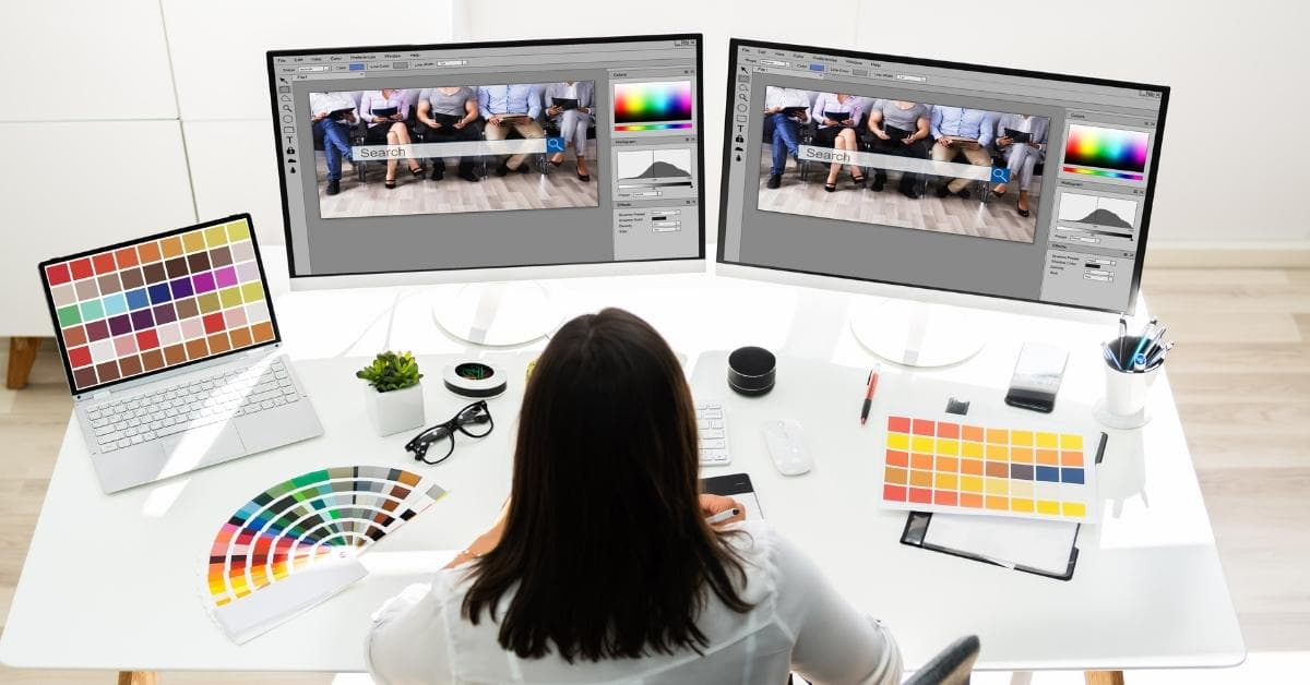 What Does A Graphic Designer Do