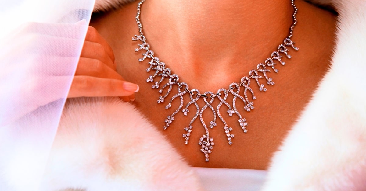 Jewelry Retouching in Photoshop