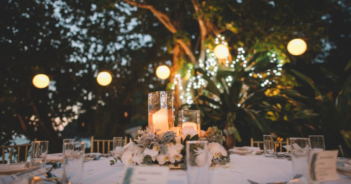 Editing Photo Wedding Backgrounds Online