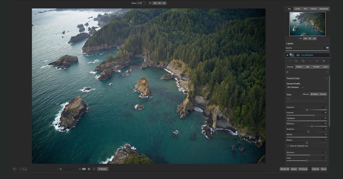 DSLR Photos Editing Software